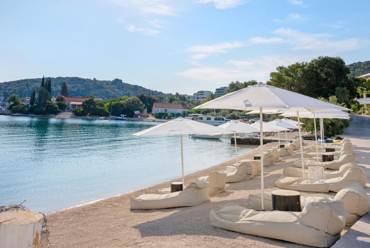 Tara'S Lodge Zrnovo Luaran gambar